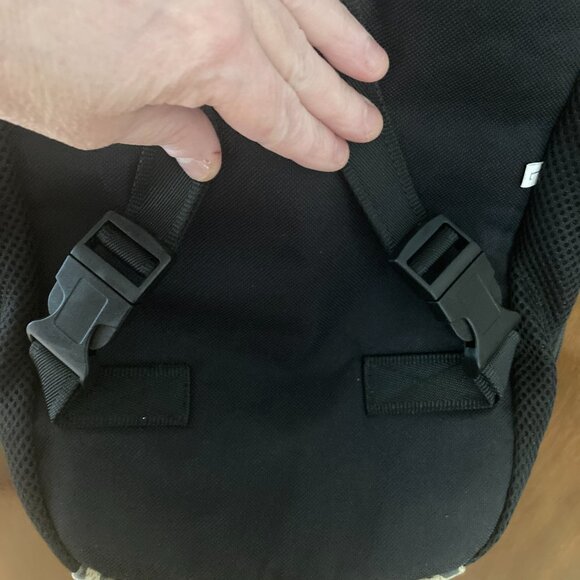 Lightly Used Dog Carrier - Read ALL info. - Picture 5 of 8